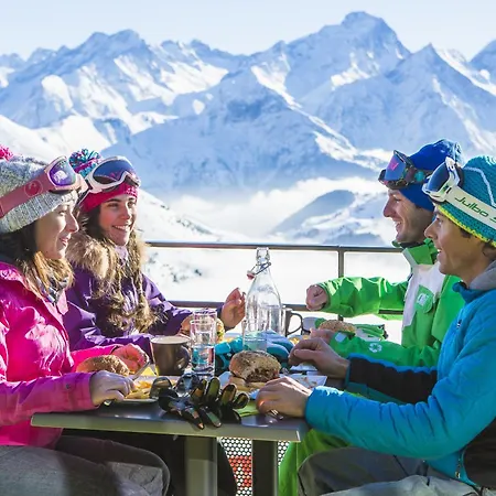 1850-sea And Mountain Pleasure Avec 2 Appartements- 1 3 8 Couchages - 3 Salles D'eau Et 1 5 12 Couchages 5 Salles D'eau - Jacuzzi Et Sauna -pieds Des Pistes Et Centre * Alpe d'Huez