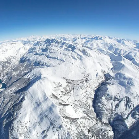 1850-sea And Mountain Pleasure Avec 2 Appartements- 1 3 8 Couchages - 3 Salles D'eau Et 1 5 12 Couchages 5 Salles D'eau - Jacuzzi Et Sauna -pieds Des Pistes Et Centre * Alpe d'Huez